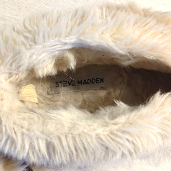 Steve Madden slipper bootie shoes - Picture 2 of 3